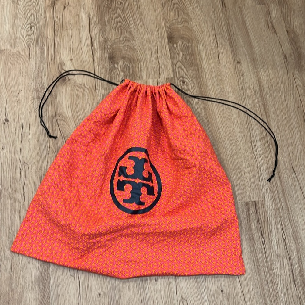 Tory Burch large bust bag